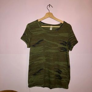 Short sleeve camo T-shirt